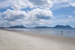 Ruakaka Beach